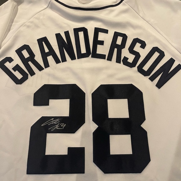 Detroit Tigers Authentics Autographed Curtis Granderson jersey.  Majestic XXL - Picture 3 of 7